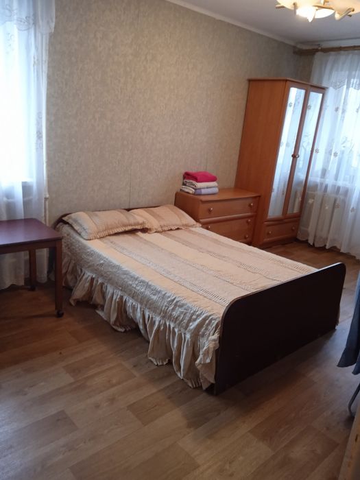 Здам 1 кімнатну квартиру в центрі міста,  посуточно , почасово