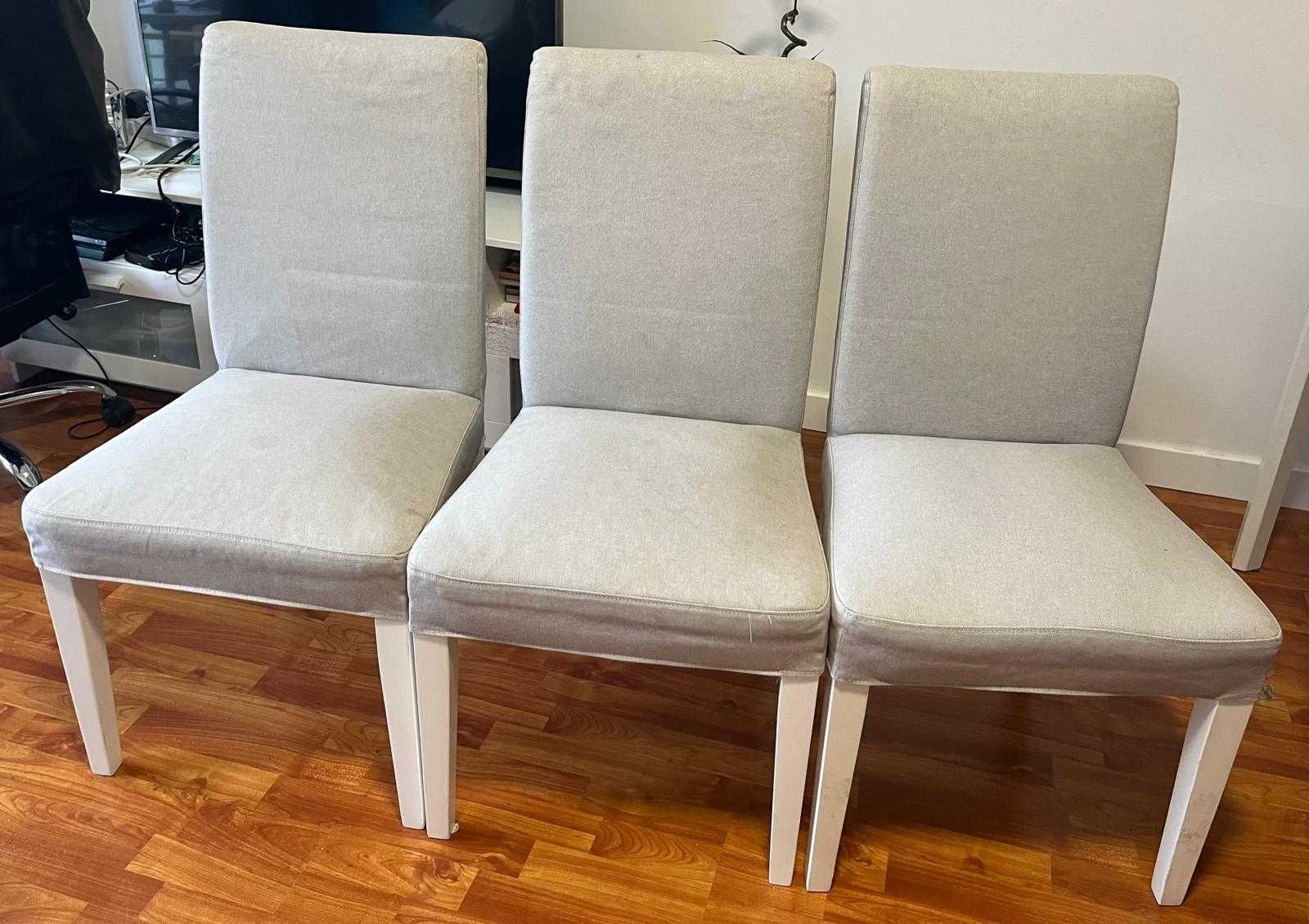 Mesa extensível de Jantar-Sala com 6 cadeiras