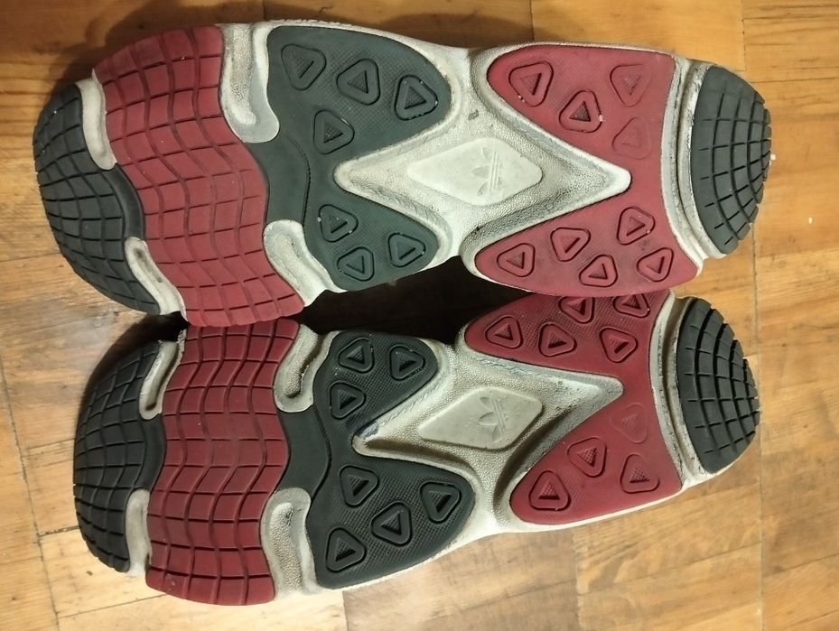 Кросівки Adidas Ozmillen