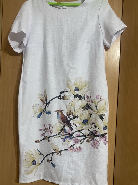 Сукня жіноча, елегантна