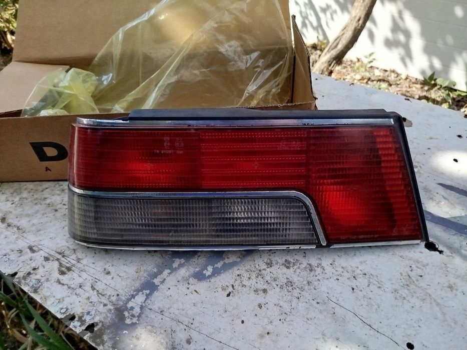 Продам стопы Peugeot 405.