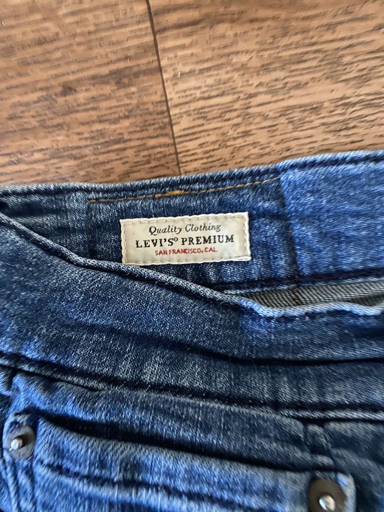 Джинсы Levis Premium (оригинал)