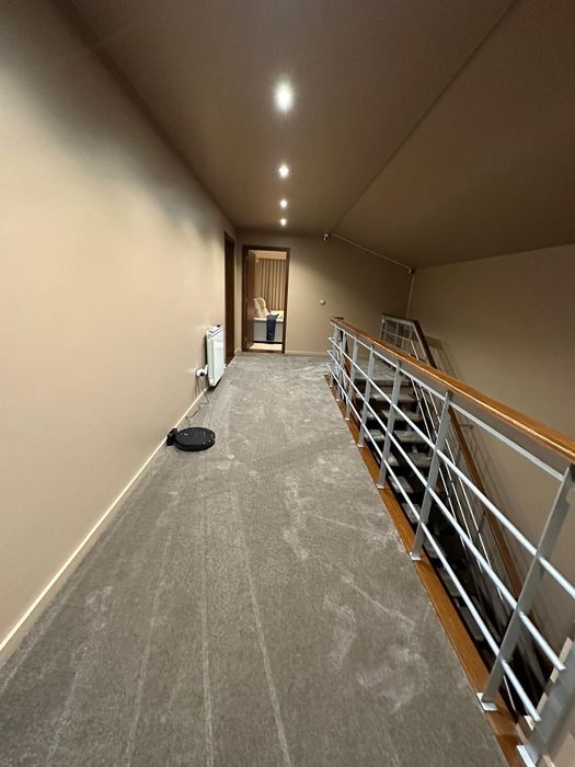 Alugase quarto  olival v.n.g.