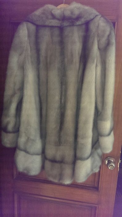 Продам натуральну шубу