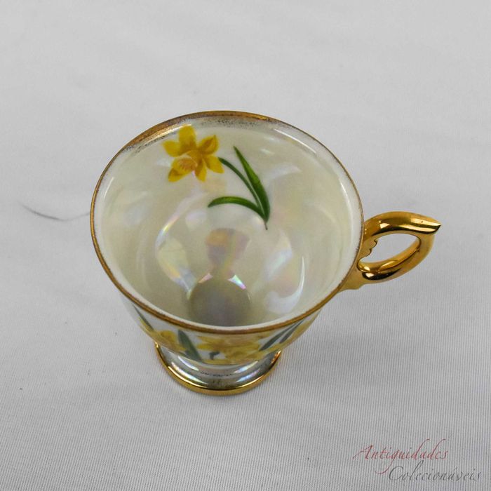Chávena de café e pires Lustrina, “March Daffodil” circa 1950