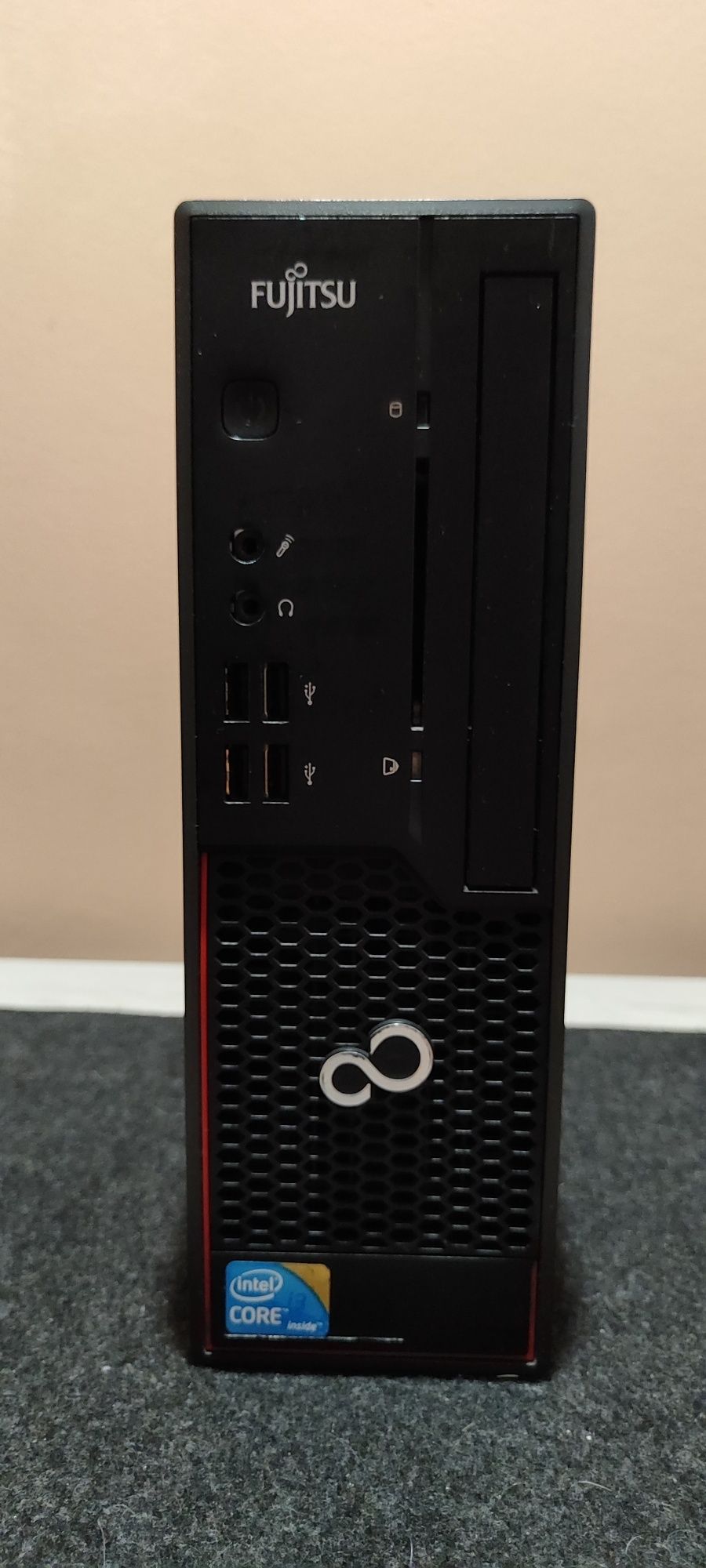 Фирменный пк Fujitsu С700 +монитор+провода