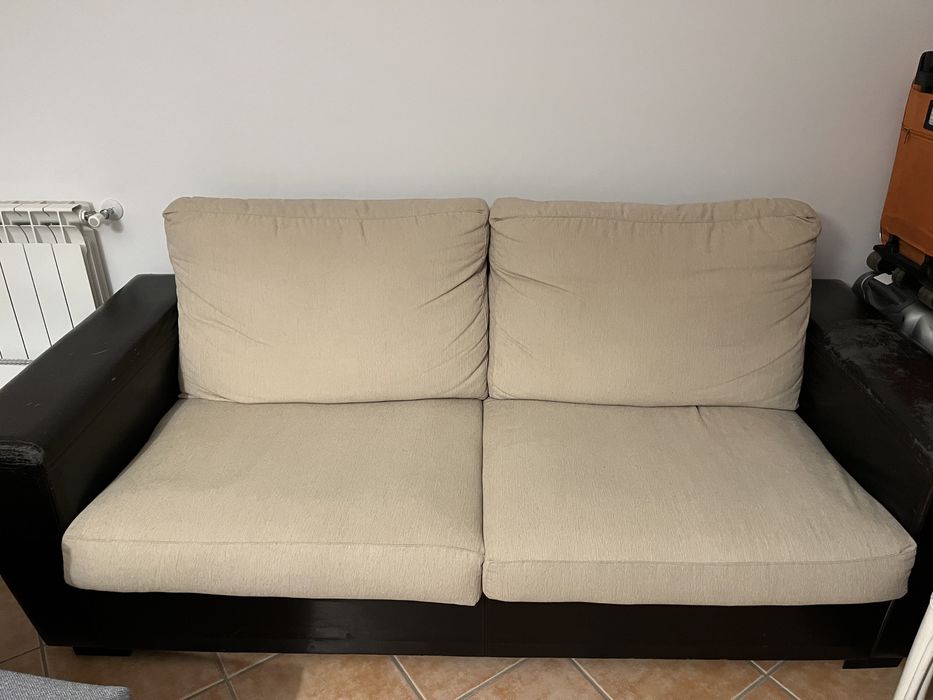 Sofá Beje e preto