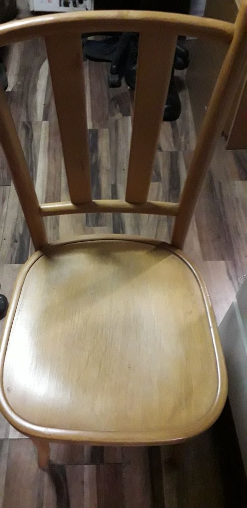 Krzesło drewniane