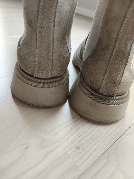 Чоботи челсі бежеві  37 розмір