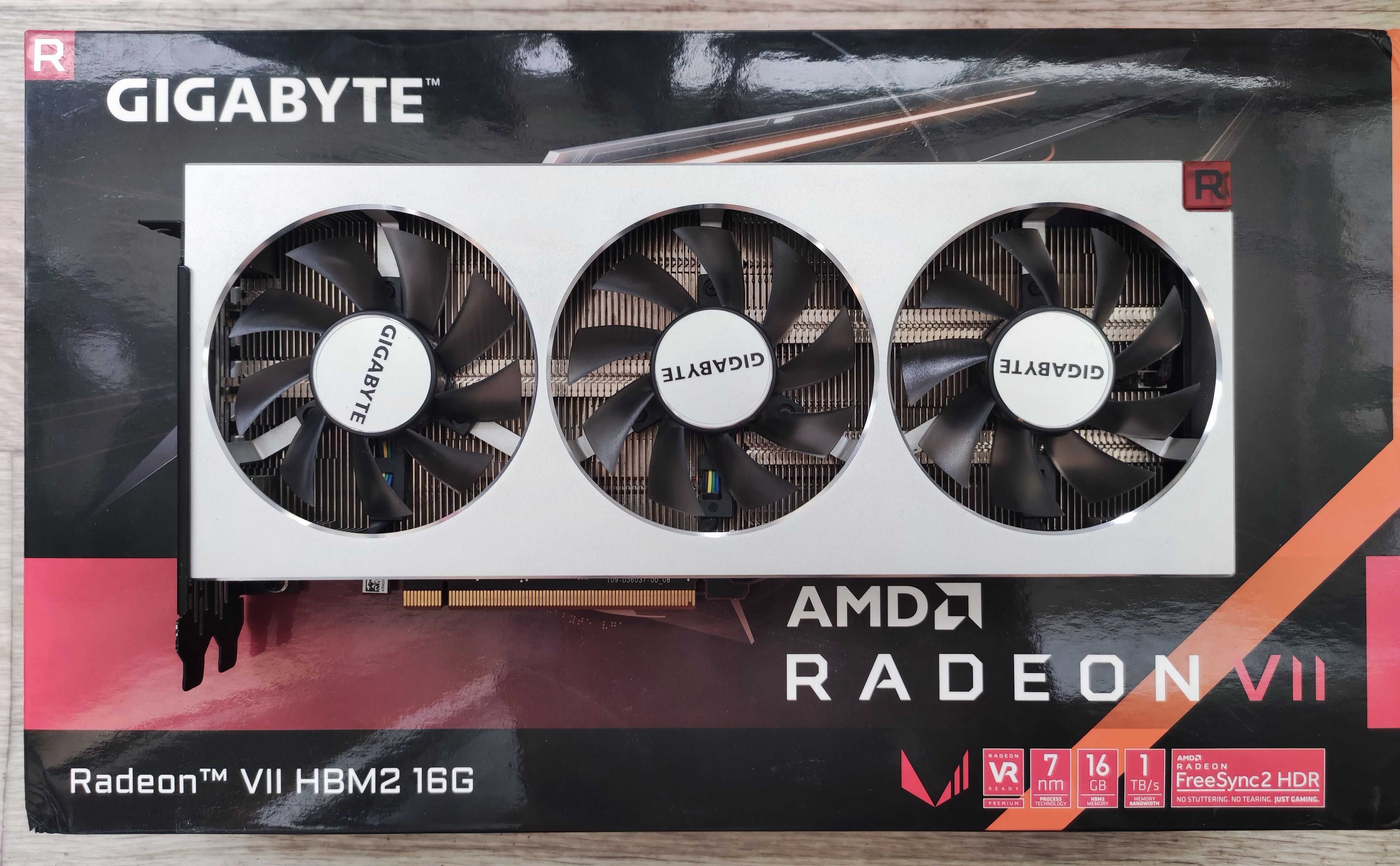 Відеокарта Gigabyte Radeon VII 16384MB (GV-RVEGA20-16GD-B)