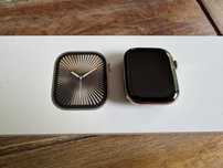 Apple Watch Series 10 Tytan Gold GPS Cellular 42 mm