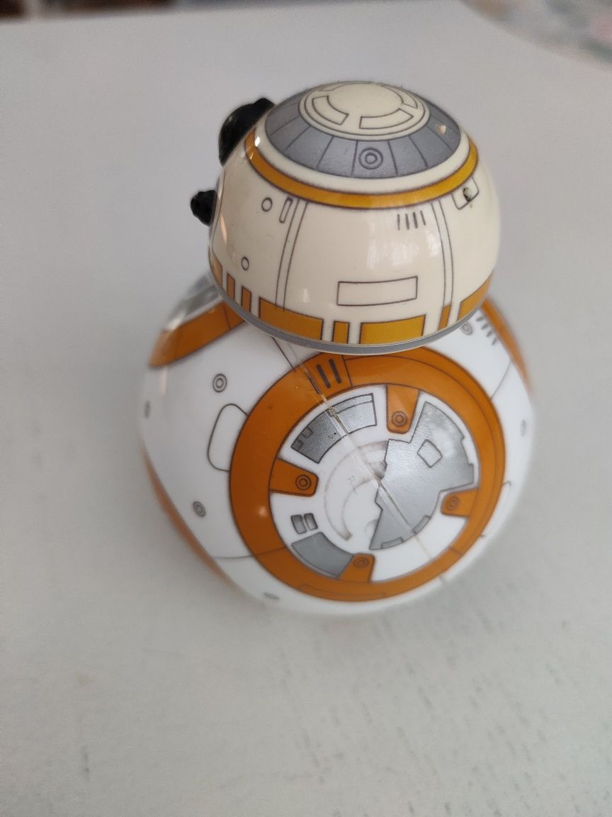 Sphero robot bb8
