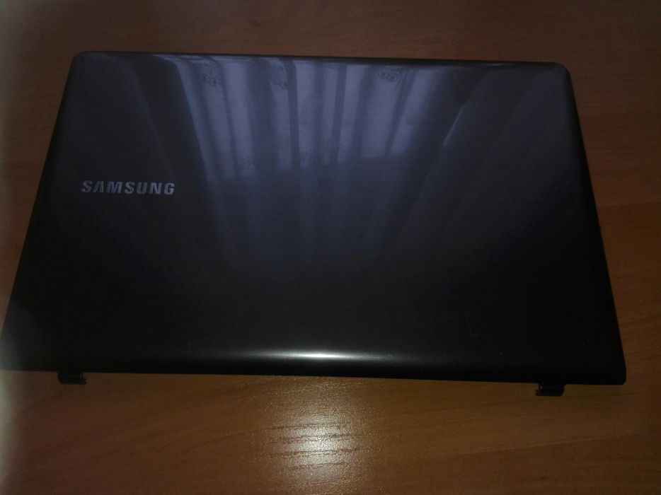 Obudowa laptopa Samsung NP355V5C