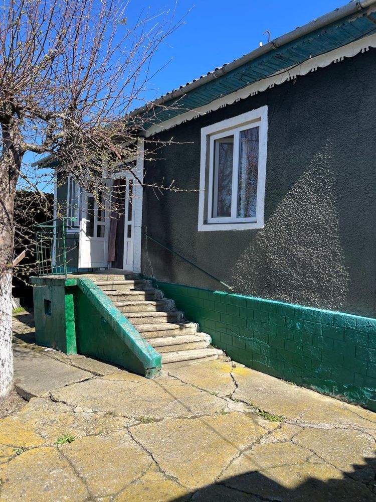 Будинок + земля (Новоселицький Район Село Слобода)