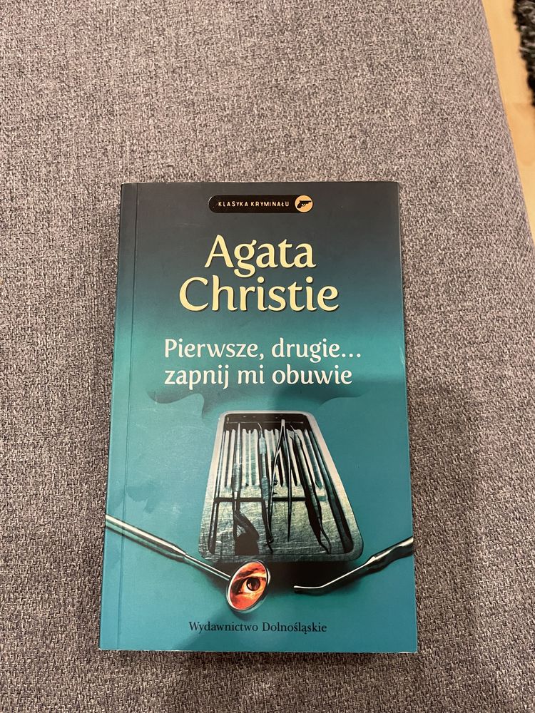 Agata Christie Pierwsze, drugie zapnij mi obuwie