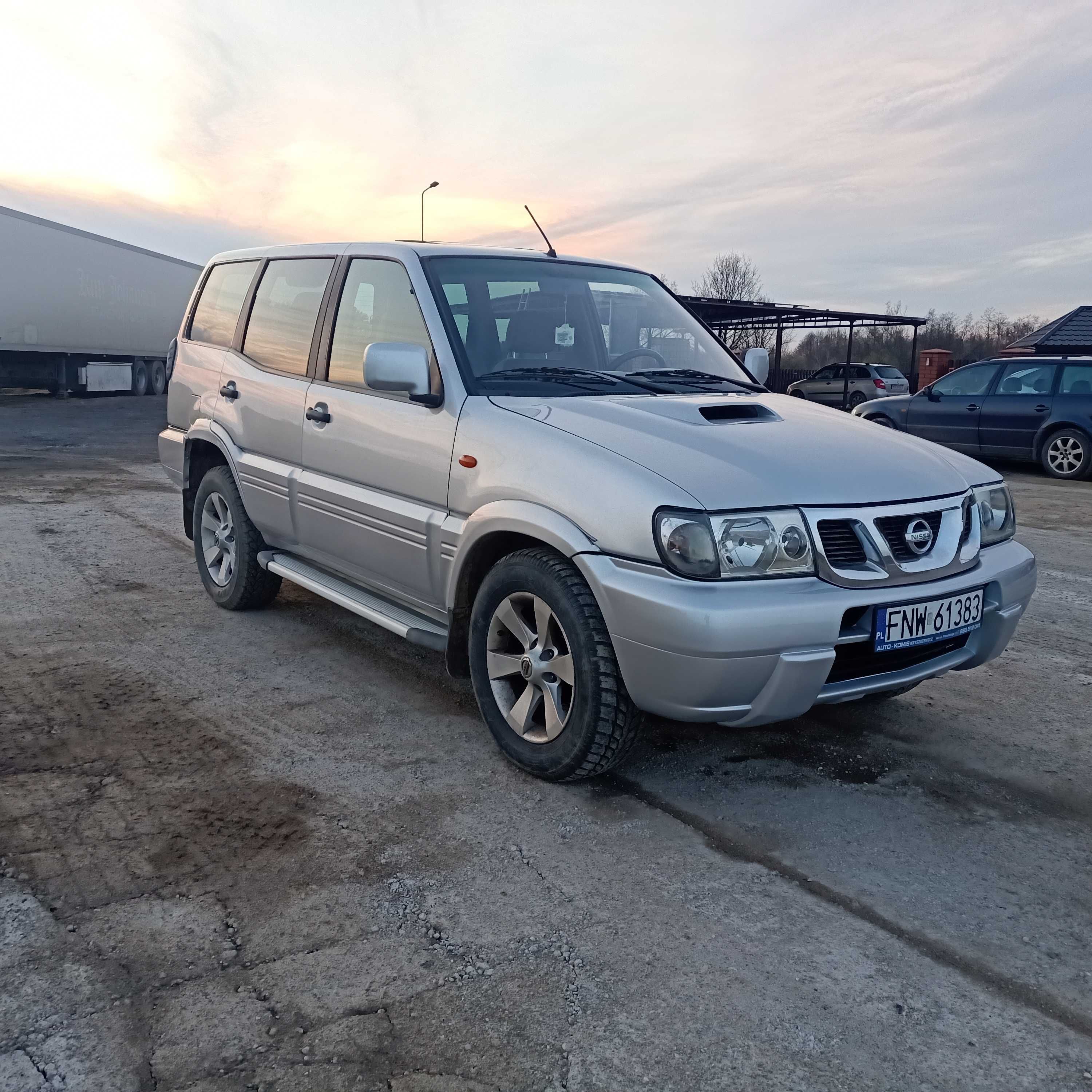 Terrano 3.0 diesel 4 x 4 !!! 7 osób zamiana na busa