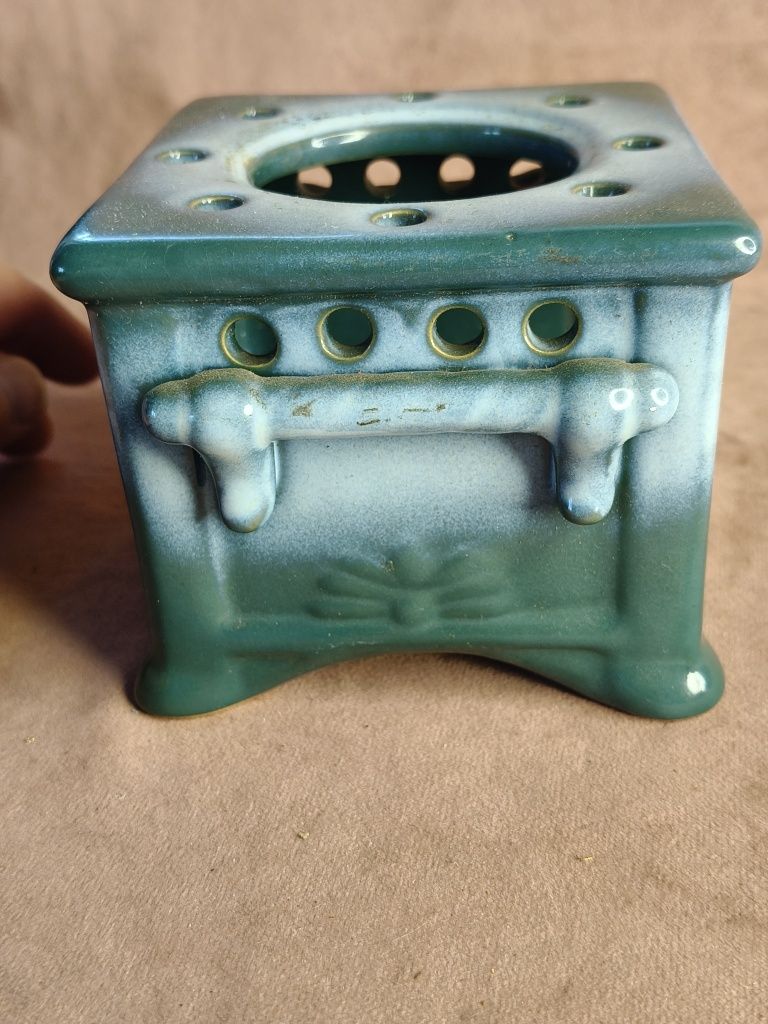 Ceramiczny zielony kominek podgrzewacz 47