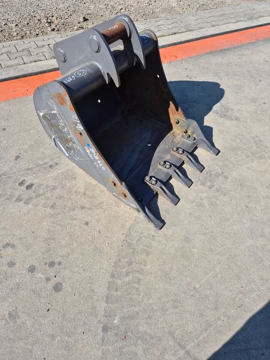 Nowa łyżka koparki zęby szerokość 75 80 60 KUBOTA VOLVO CAT sworzeń 60