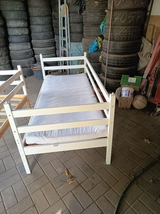 łuzka piętrowe tapczan