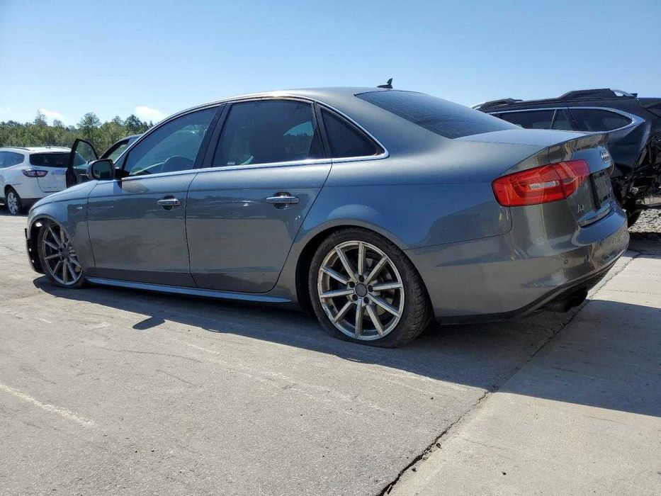 Продам Audi A4 2014