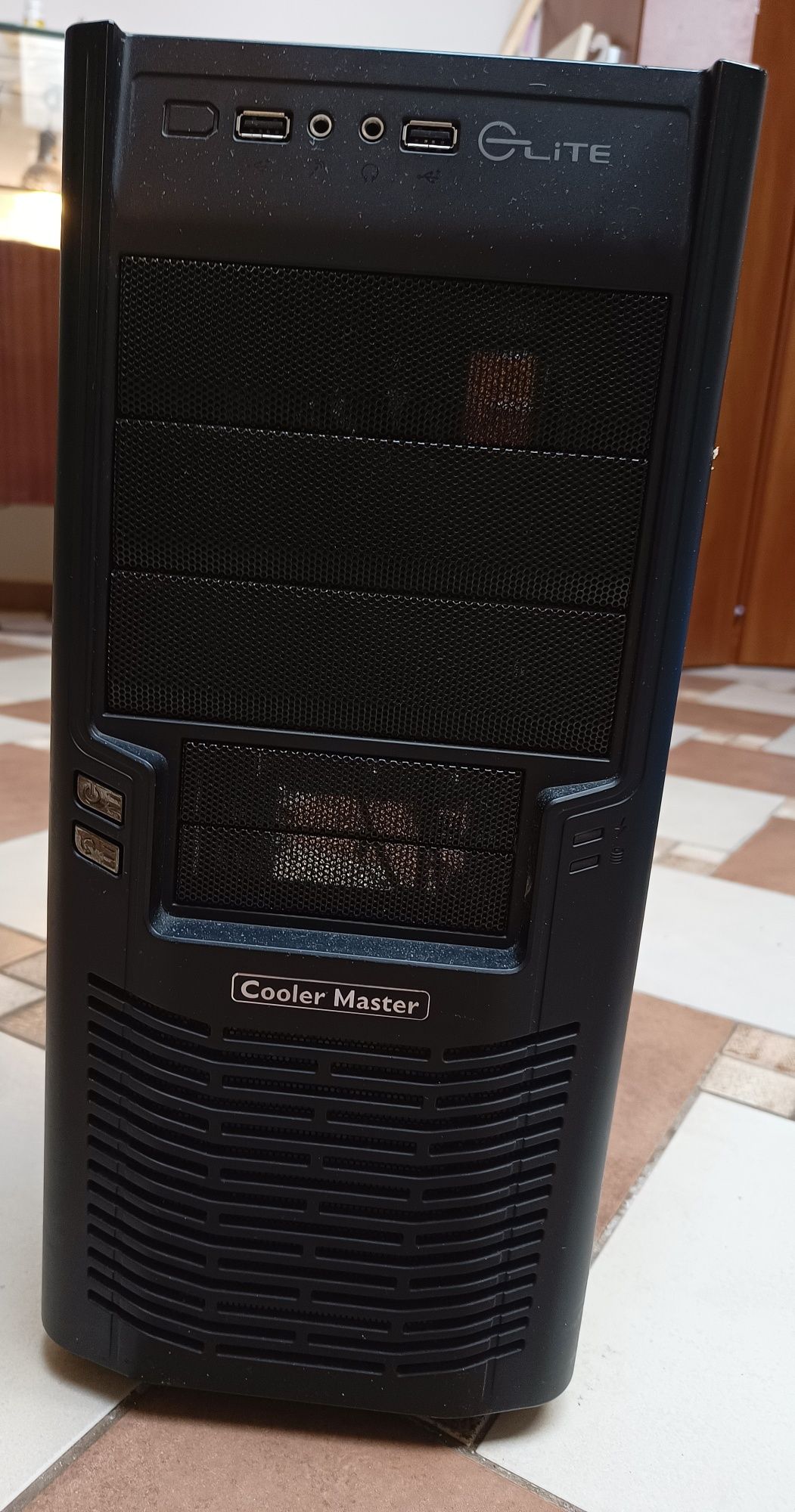 Obudowa MIDI tower do komputera Coolermaster Elite bez okna