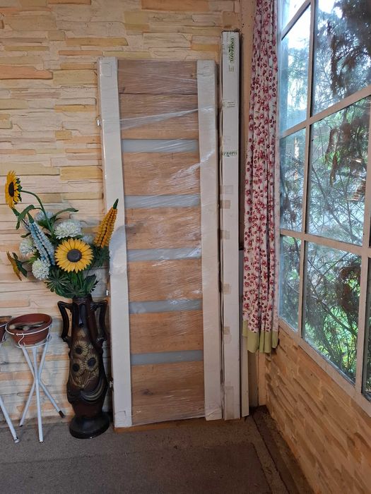 Drzwi wewnętrzne 60 cm, z ościeżnicą, nowe