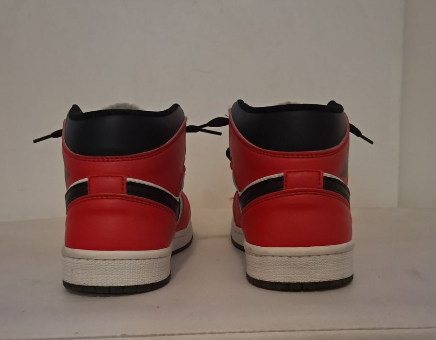 Jordan 1 vermelho