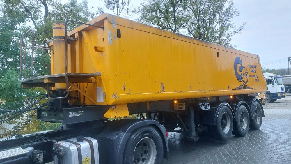 Gras GS - wyjątkowo zadbana  Naczepa wywrotka GRAS 26 m3 - 2004r