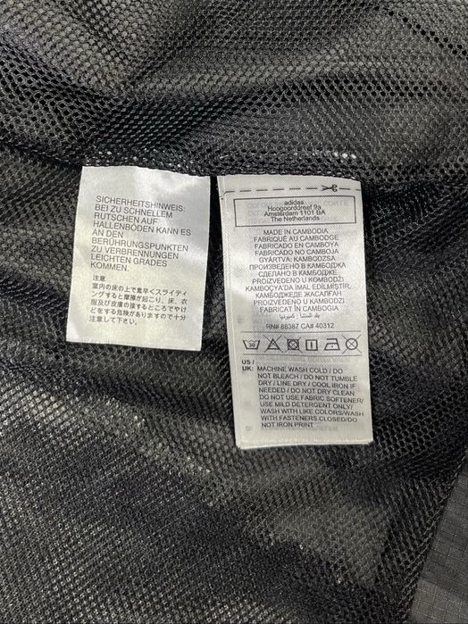 Adidas Leeds кофта ветровка XS-S размер футбольная черная оригинал