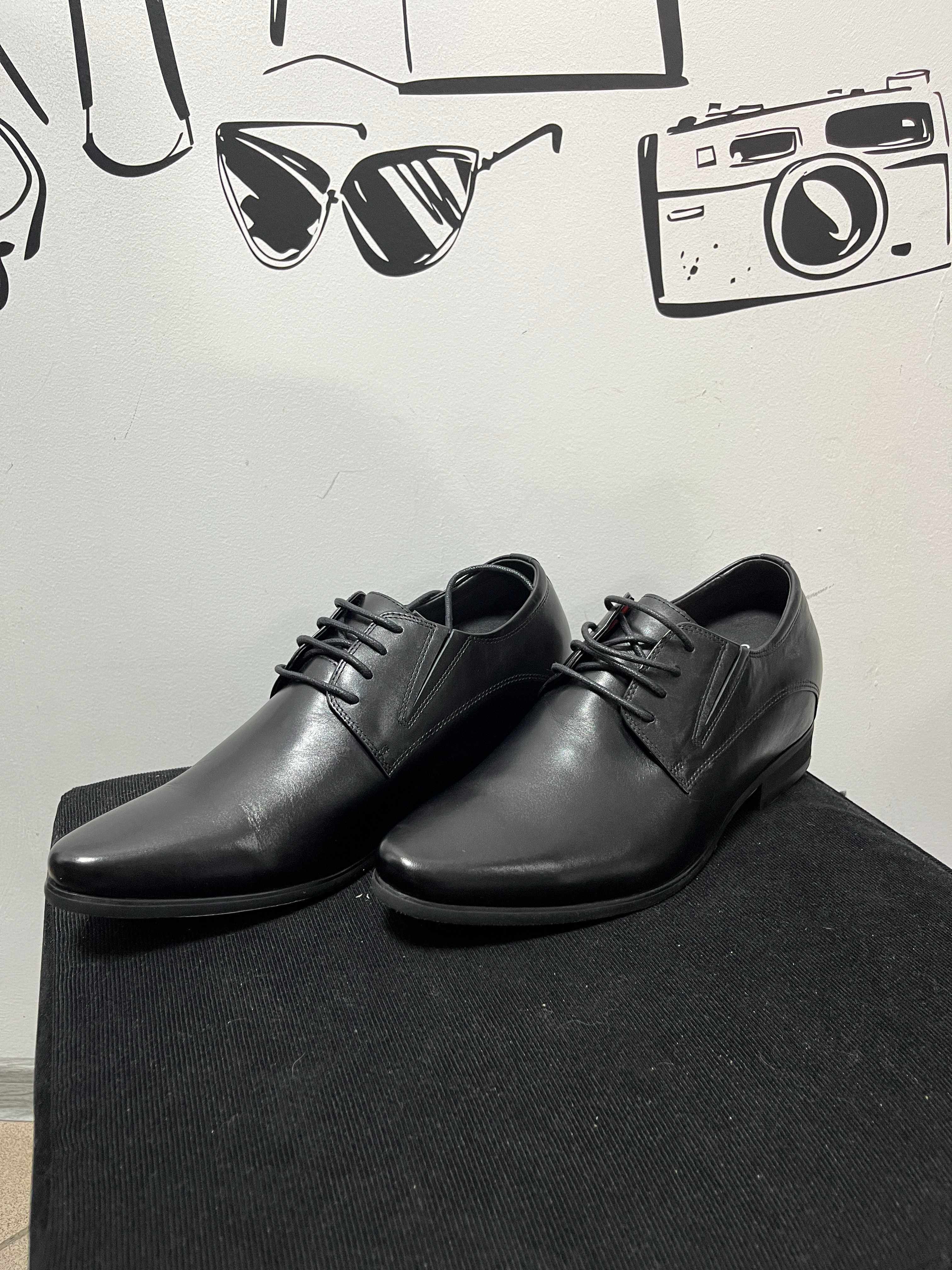 Męskie eleganckie buty czarne roz.38/39