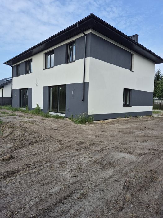 Sprzedam pół bliźniaka w Kaniach
