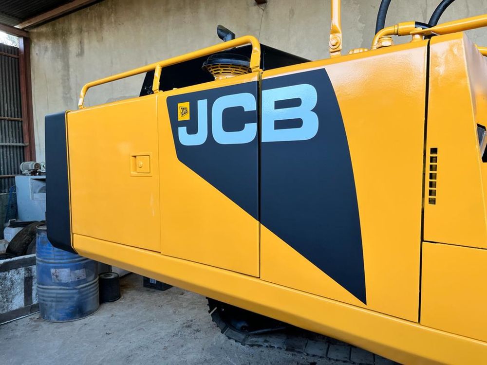 Giratoria JCB Modelo LS200 - A MAIS BARATA E APRESENTAVEL NO OLX