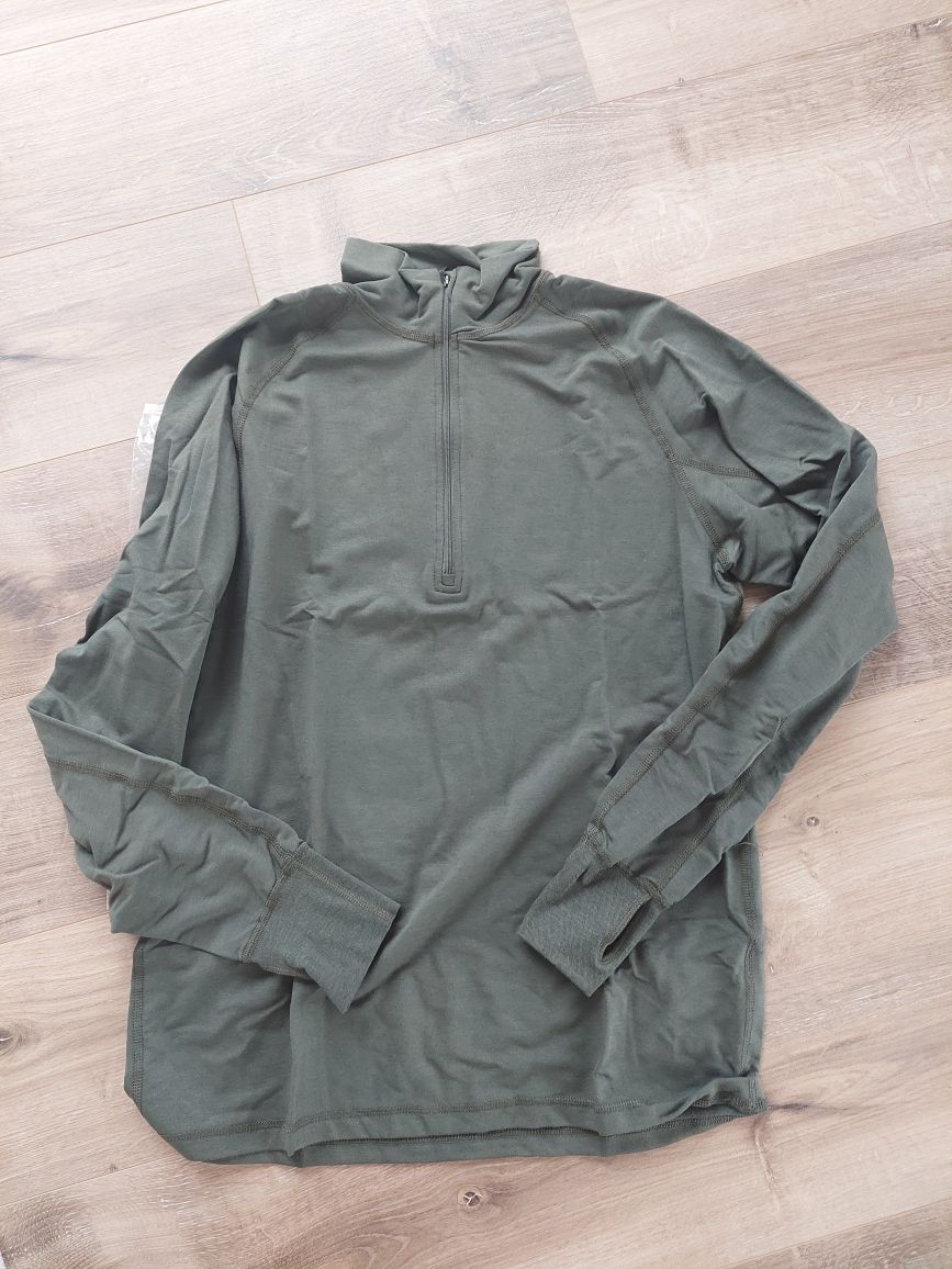 Bluza ocieplającą wzór 546/MON