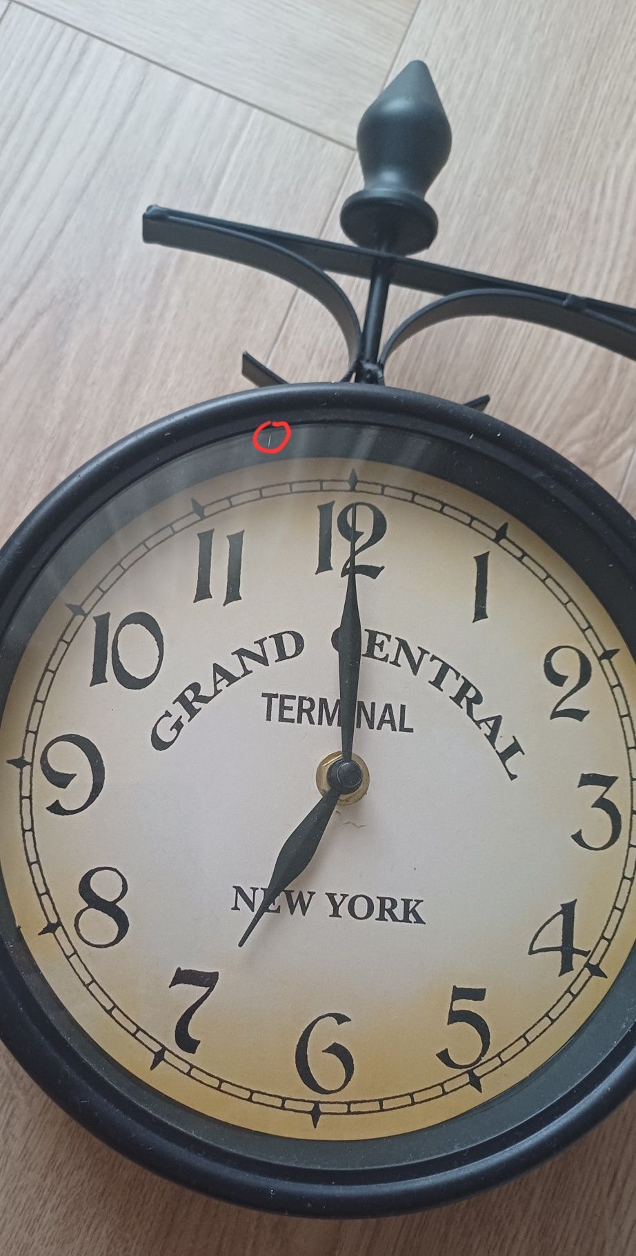 Dwustronny zegar grand terminal