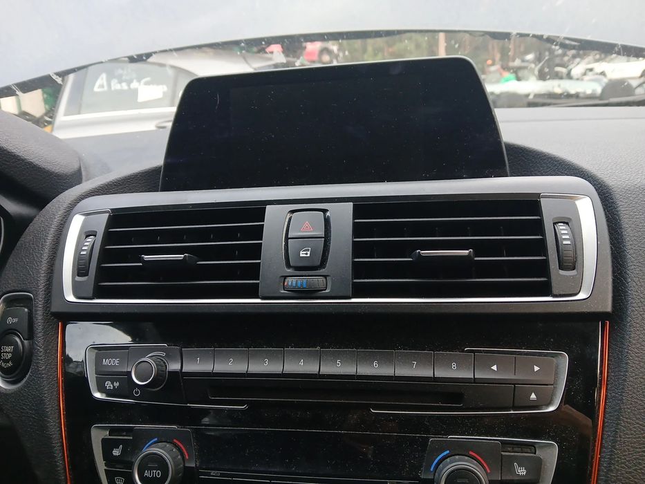 Rádio / auto-rádio BMW 1 (F20)