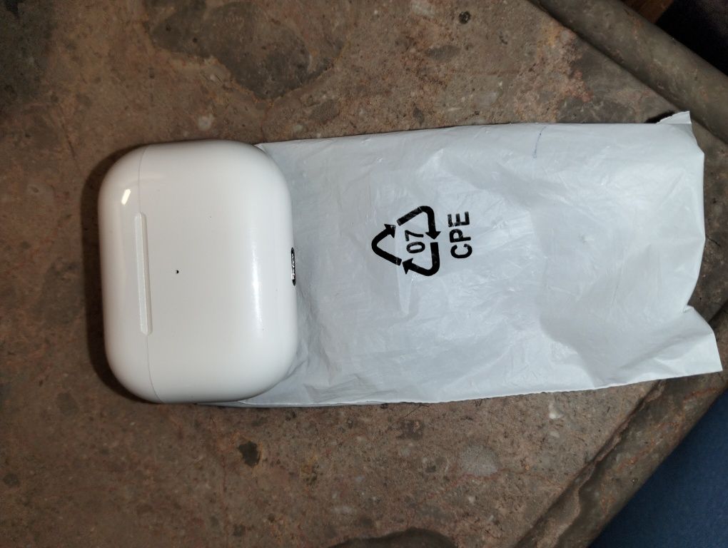 Fones bluetooth.