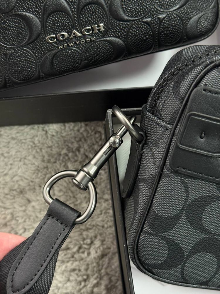 Чоловіча сумка Coach