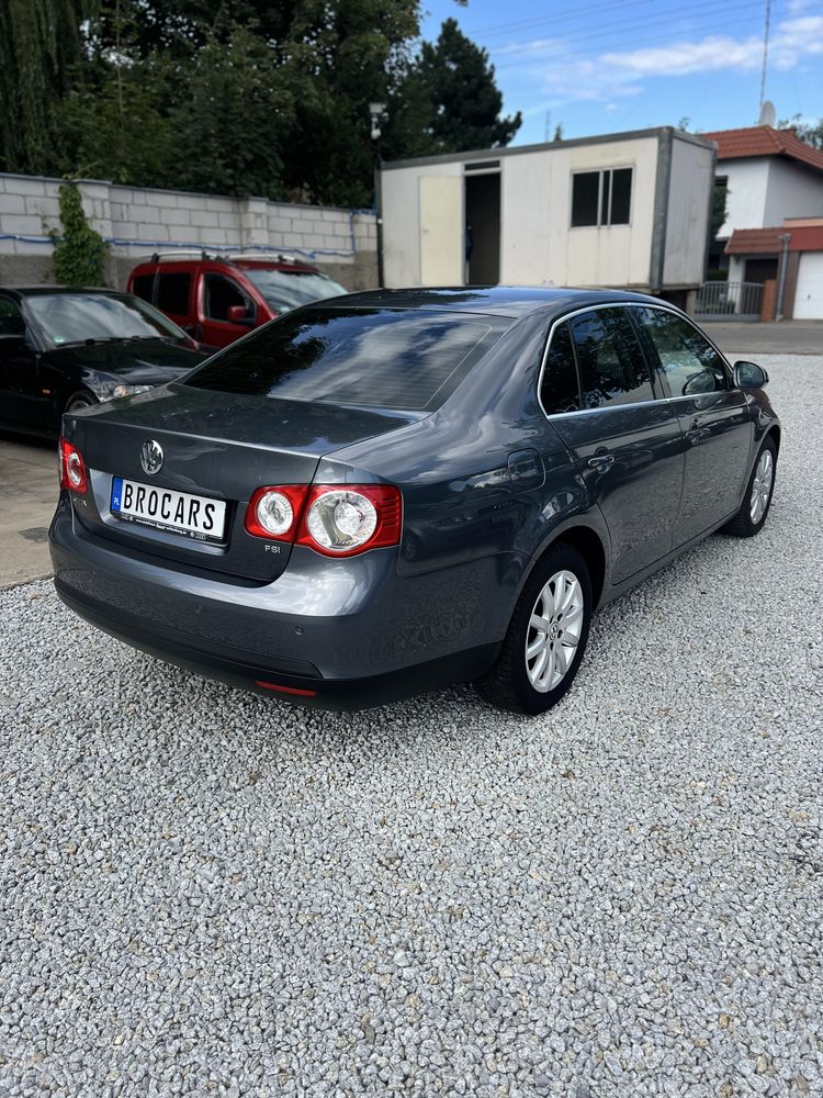Volkswagen Jetta 1.6 Fsi 2007 rok Mały przebieg! Z Niemiec!