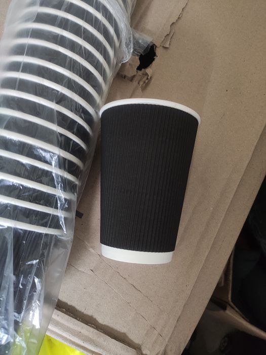 falisty papierowy kubek 350ml