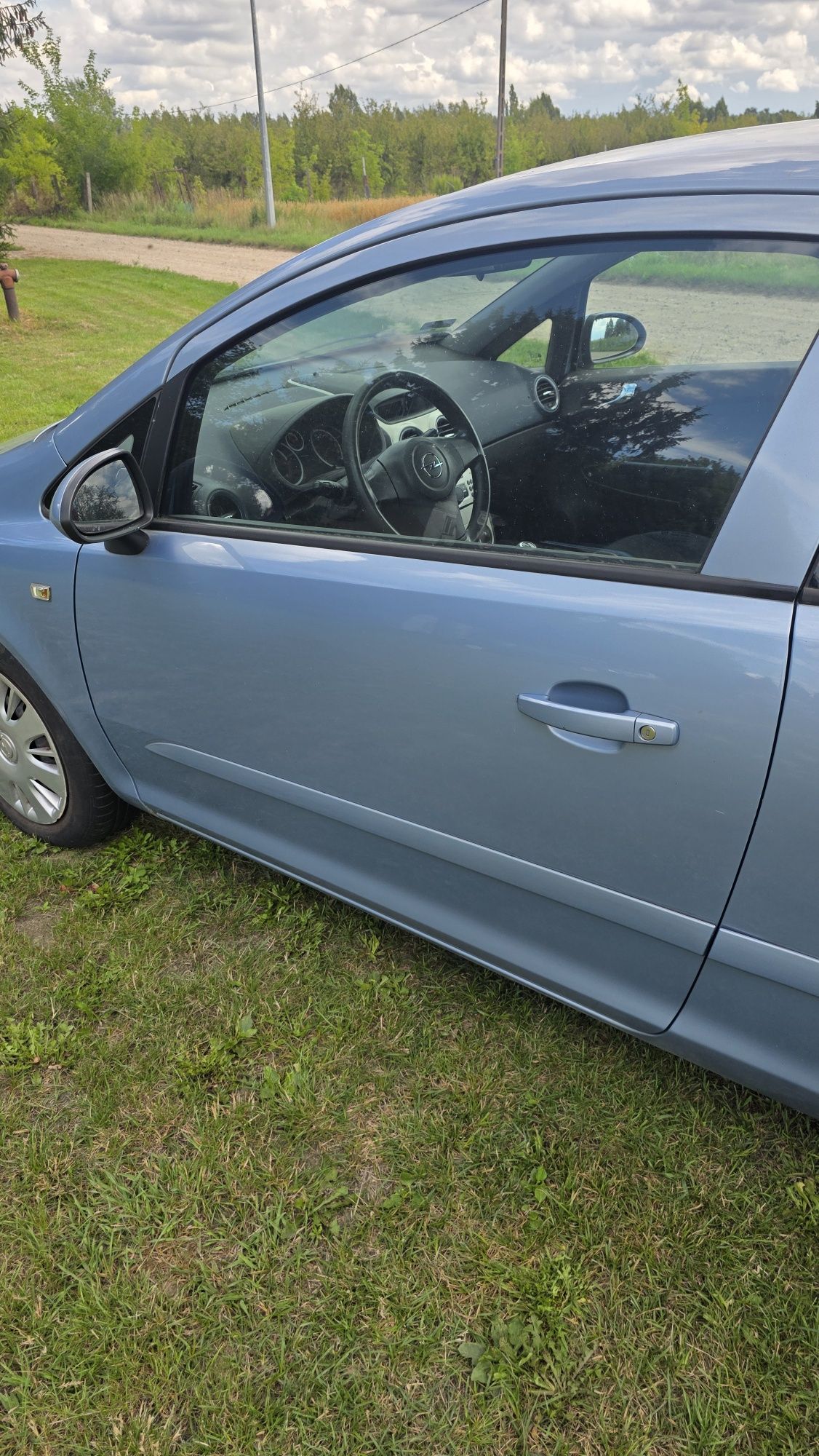 Dzwi Lewy Przód Opel Corsa D 2007r Z21C  3 dzwi