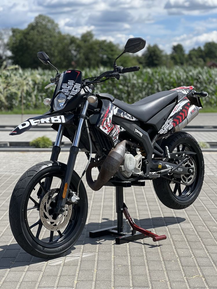 Derbi senda 50 supermoto nie gilera,aprilia,yamaha,sherco,rieju