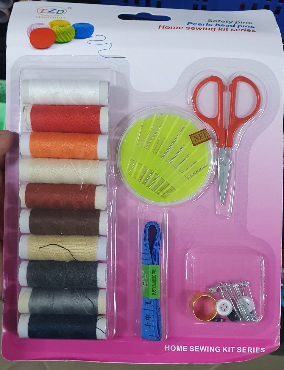 Швейный набор  для шитья ниток иголка нитки