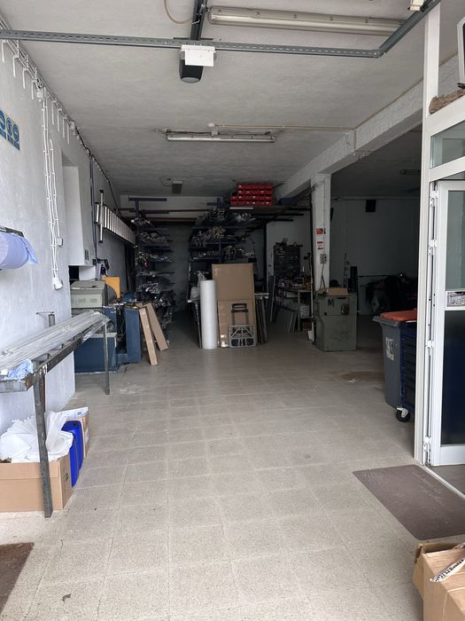 Armazém 200 m2 Abobóda