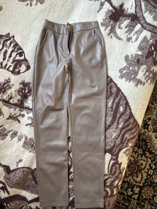 Штани з екошкіри для дівчинки 12-13 років
