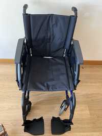 Cadeira de rodas Breezy