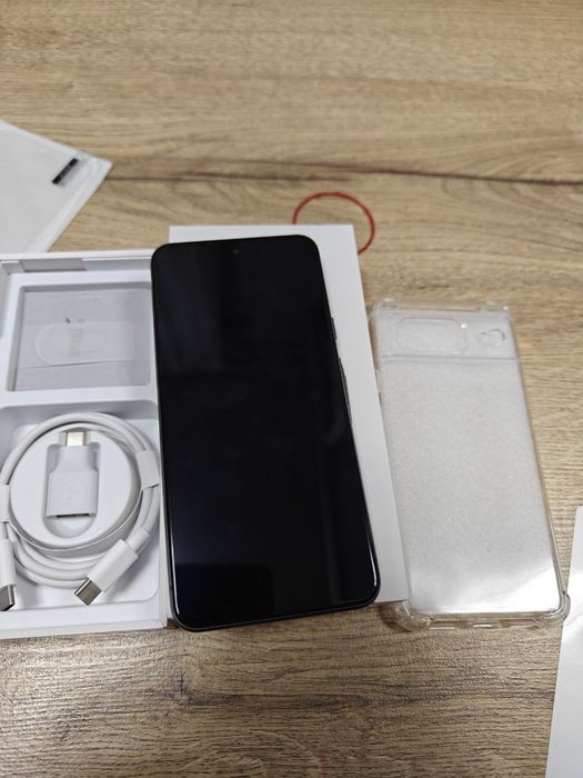 НОВИЙ СТАН / Google pixel 8