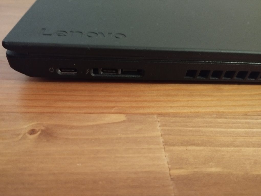 Lenovo ThinkPad P52S
