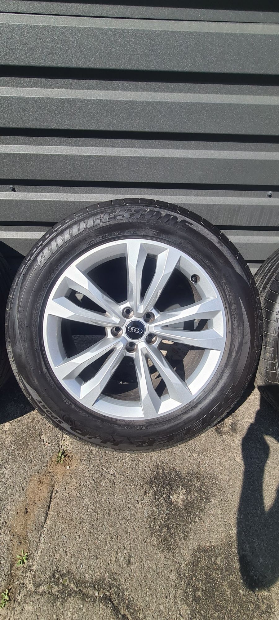 Шини Bridgestone  R19 255/55 + диски R19 Audi