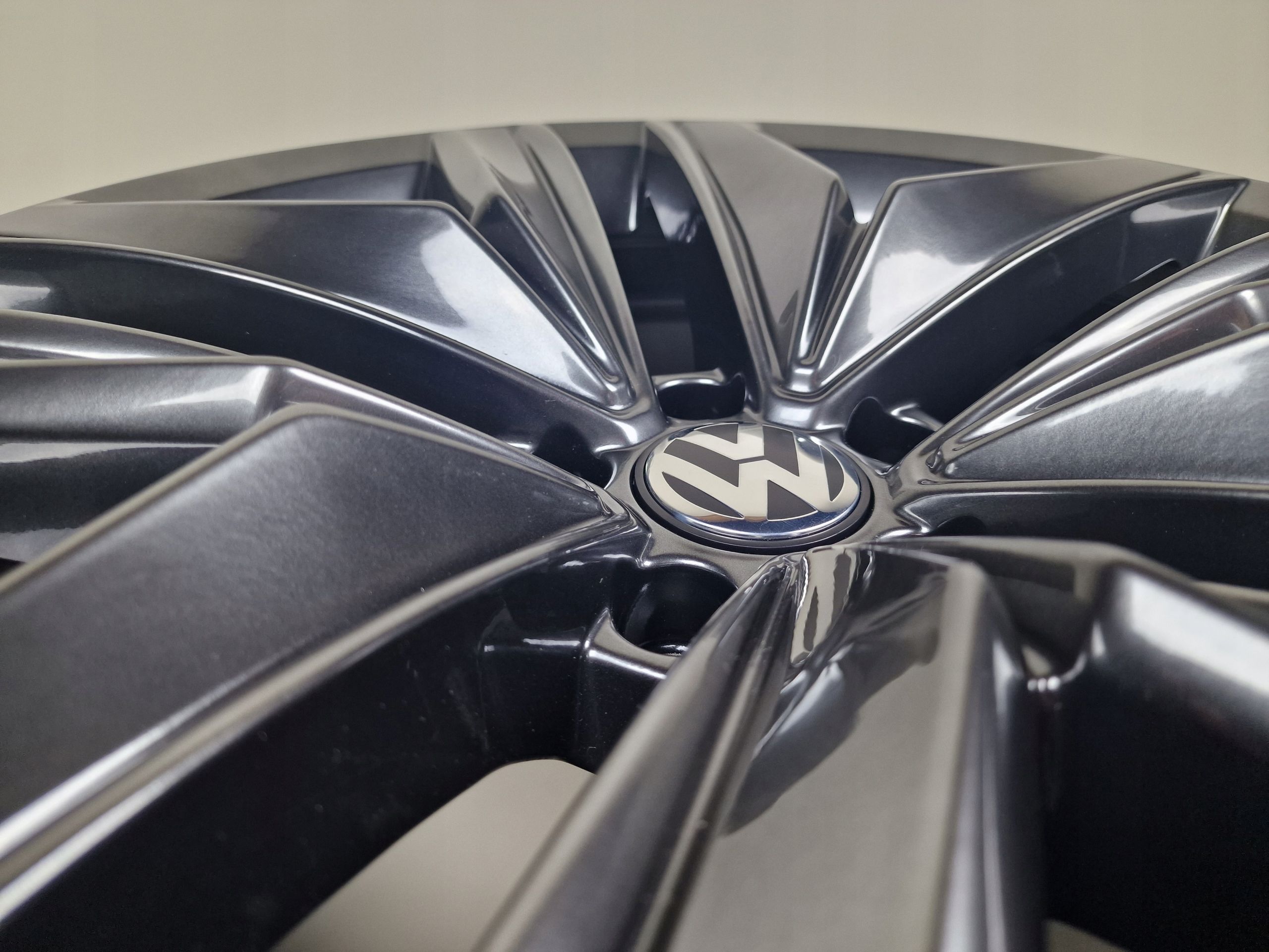 Oryginalne Felgi Volkswagen 19 Touareg Audi Q7