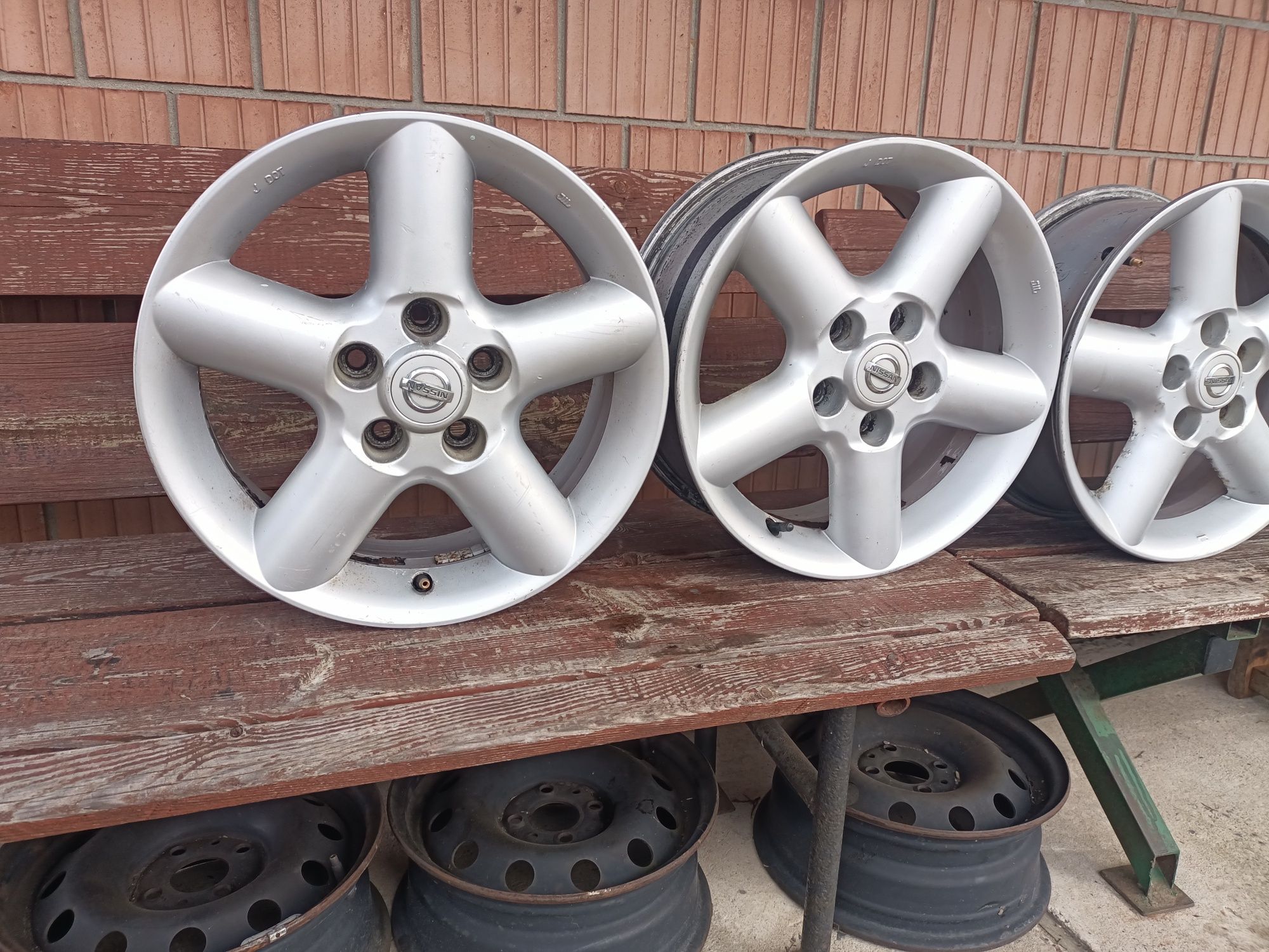 Felgi 5x114,3 R16 Nissan